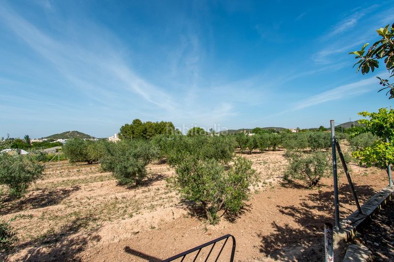 Foto bf48aeb1-8c6b-4434-ade0-8d90172abe55. Casa con piscina in Cehegín