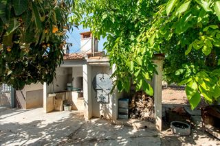 House in Cehegín. Casa de. campo en finca rustica de mas de 4.000m2 con piscina en