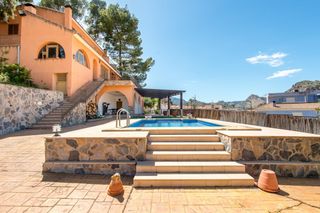 Chalet à Villanueva del Río Segura. Espectacular finca con dos viviendas  en mas de 3.000 m2  de ter