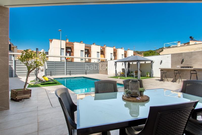 Foto d8abb1c8-1c49-407d-8934-de93163e4692. Xalet amb calefacció aparcament piscina a Beniaján Murcia