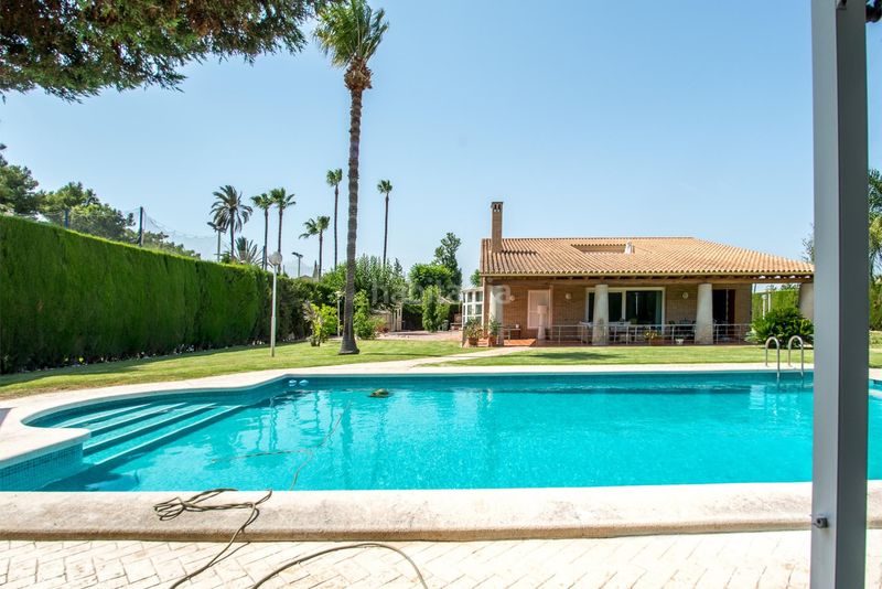 Foto ca4524ff-0088-4f02-8395-5c723cd236a1. Xalet amb calefacció aparcament piscina a Puente Tocinos Murcia