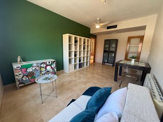 Piso  Calle calle magallanes. Descubre este acogedor apartamento de 2 habitaciones en ceutí!