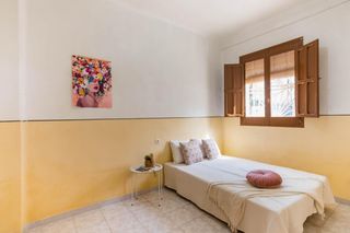 Maison à Alguazas. Casa de dos plantas en el centro de alguazas  amplias posibilida