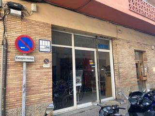 Local commercial dans Can Gibert del Pla. Local a girona.