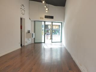 Lloguer Local Comercial a Gran via de jaume i 4. Local comercial cntrico