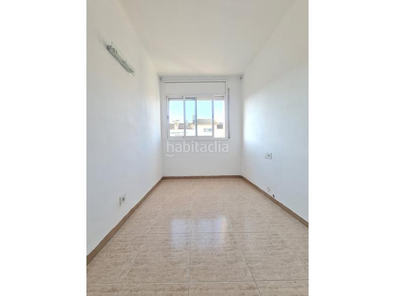 Foto 81c64798-cdd1-4dd0-80a8-79d80735266c. Piso ático dúplex con terraza de 70 m, parking y trastero centro o en Salt