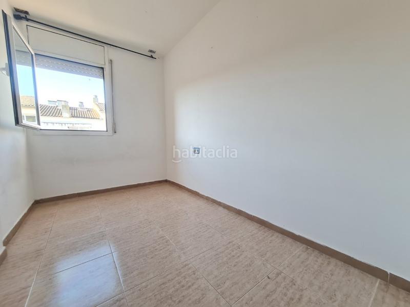 Foto 82eb3d9b-3114-4e02-ac42-47b1bf9b69f7. Piso ático dúplex con terraza de 70 m, parking y trastero centro o en Salt