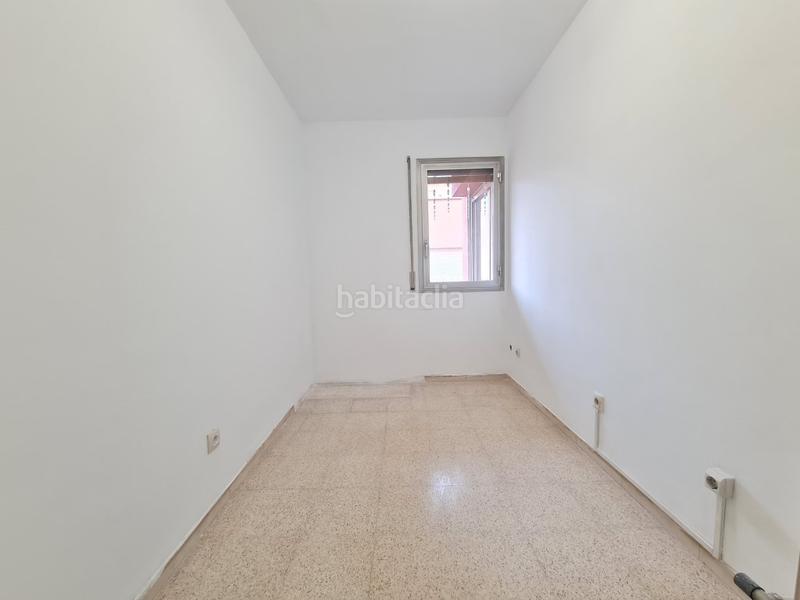 Foto c8c44be8-521e-4a7a-b33e-2f0b2b2cd294. Alquiler piso  de alquiler en el centro . alquiler temporal. en Girona