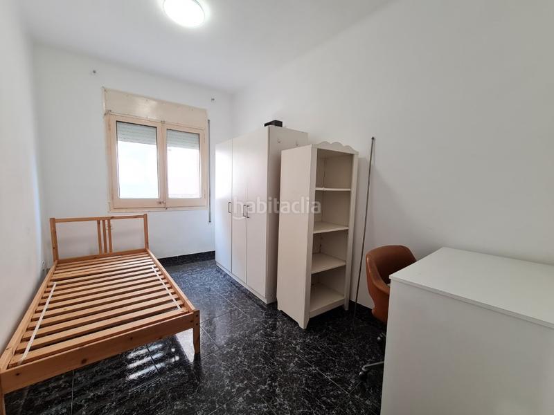 Foto 4b623a04-a0b3-4b02-a75a-afb3b636c255. Alquiler piso alquiler de temporada para estudiantes. en Girona