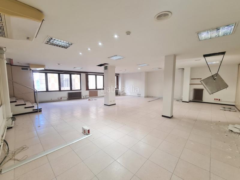 Foto a348a3c7-03ee-4f01-8547-9ac530463f09. Location bureau dans gran via jaume i 41 dans Centre-Barri Vell Girona