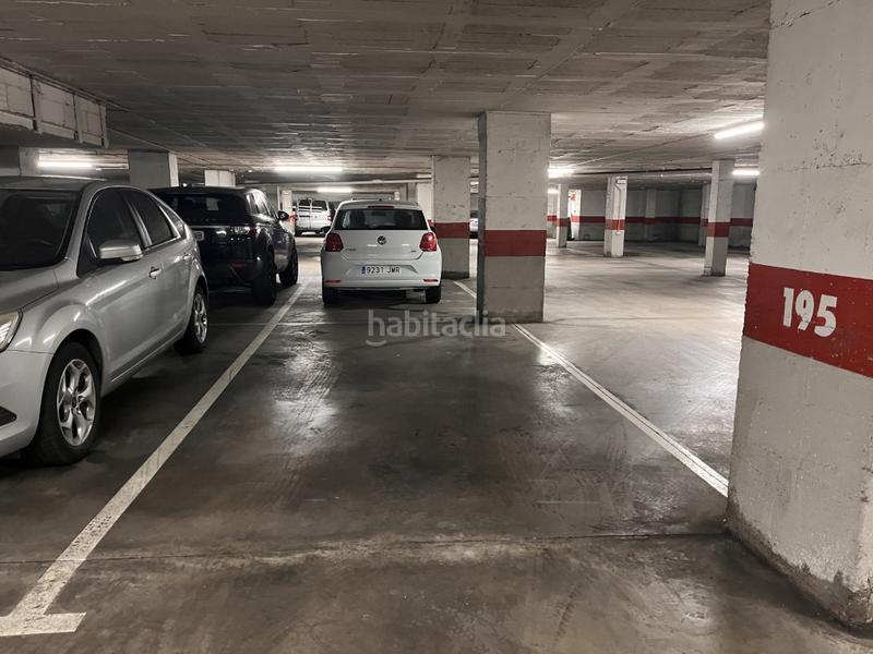 Foto 3740ca38-8b0d-4658-ab64-c11e042cef06. Parking coche plaza de parking calle barcelonaemili grahit. en Girona