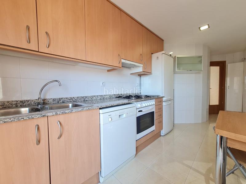 Foto 134f68f2-7fa1-459c-8f93-9203595bd25d. Location appartement avec parking dans Santa Eugenia Girona