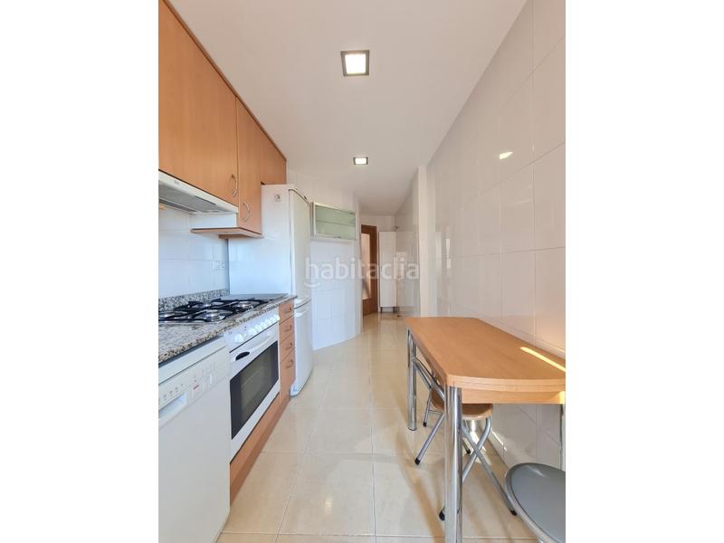 Foto 2ea2fc53-1b4f-4381-bd43-ef177cb79506. Location appartement avec parking dans Santa Eugenia Girona
