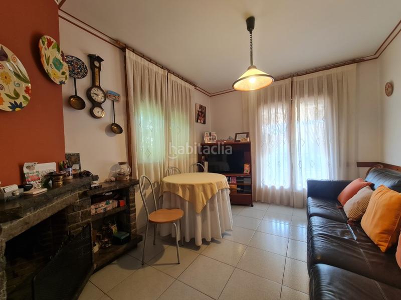 Foto 4a29d145-57e7-4d29-ad8c-9e5402365368. Casa con parcheggio in Montilivi Girona