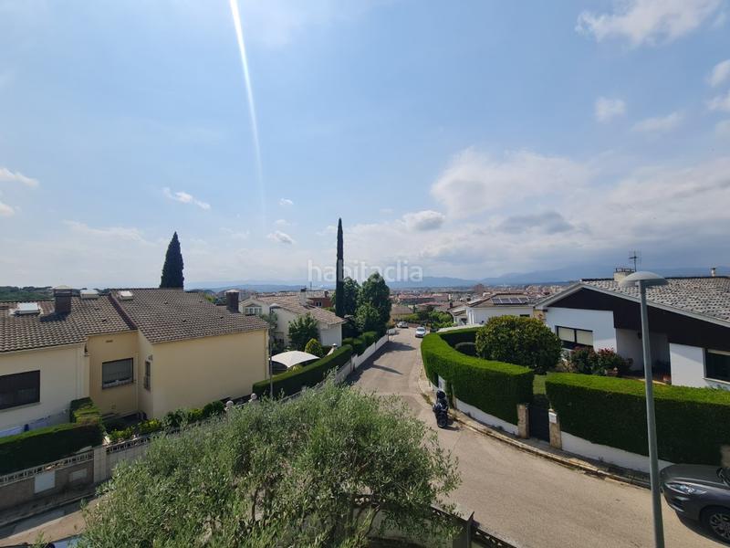 Foto c644f22f-9999-464b-86d3-b1789993ded3. Casa con parcheggio in Montilivi Girona