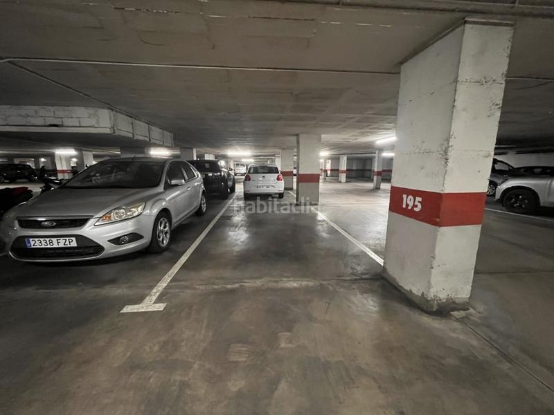 Foto a928f05f-82c1-48bc-bc3a-af514b39357e. Aparcament cotxe a Eixample Sud-Migdia Girona