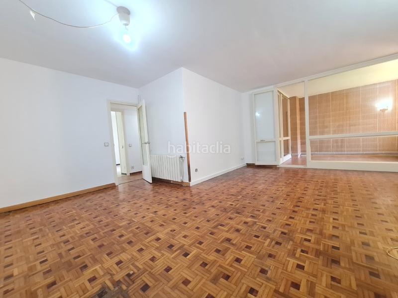 Foto 3136ab7a-97f4-45aa-af50-a0c393ecf00a. Appartement avec parking dans Palau Girona