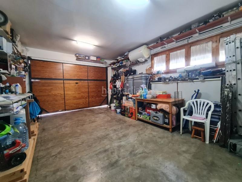 Foto 2ebcf384-1b66-4941-a6fb-6b80fa5e9085. Casa amb aparcament a Montilivi Girona