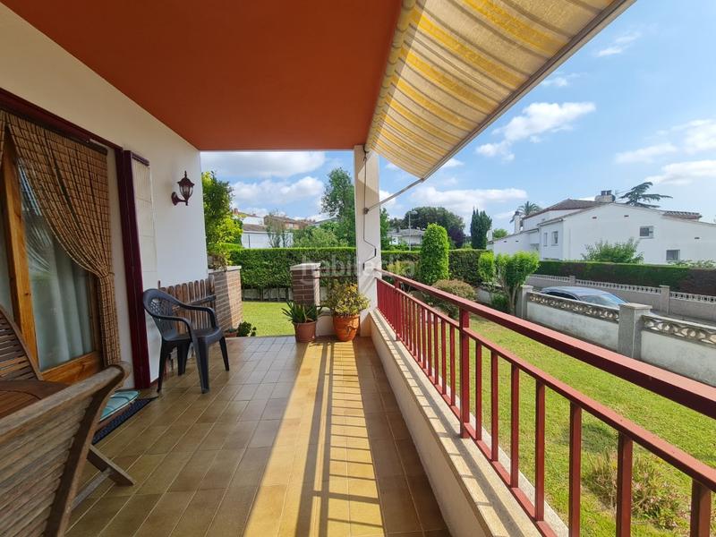 Foto 848a5002-9a4b-486e-abb6-e4424bdc8f91. Casa amb aparcament a Montilivi Girona