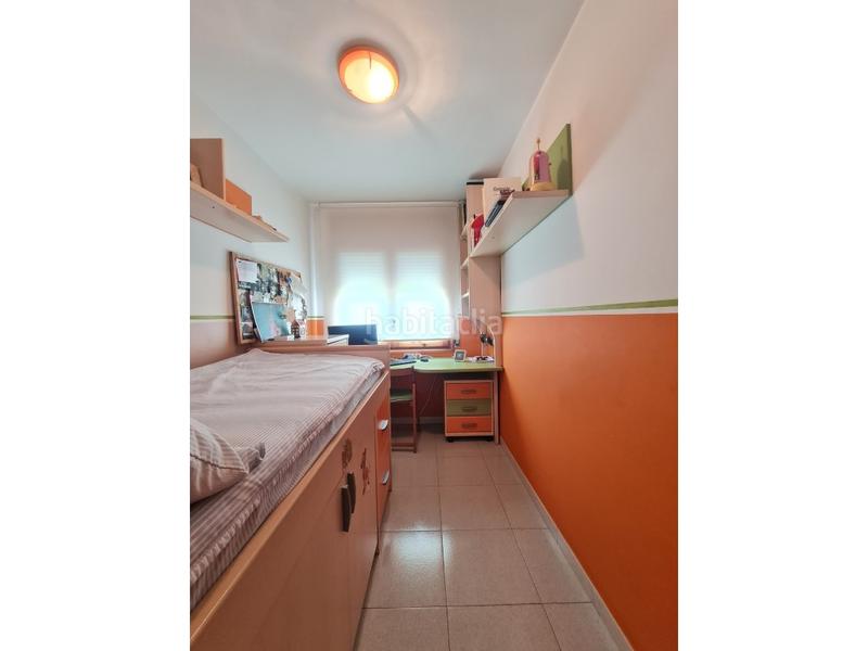 Foto c38906cb-adb6-4668-b730-9272472326dd. Casa amb aparcament a Montilivi Girona
