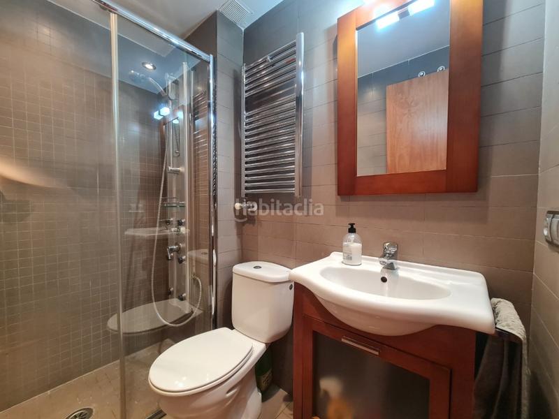 Foto 54dadfb8-6a8d-4b7d-8c57-260b32bd28ed. Haus mit parking in Palau Girona