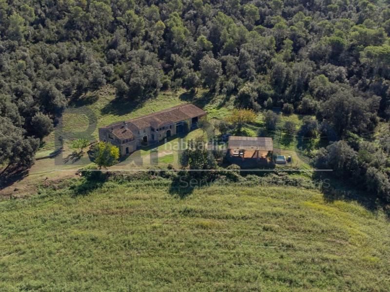 Foto 571f9797-7273-4285-af75-4b6d59191664. Masia a Foixà