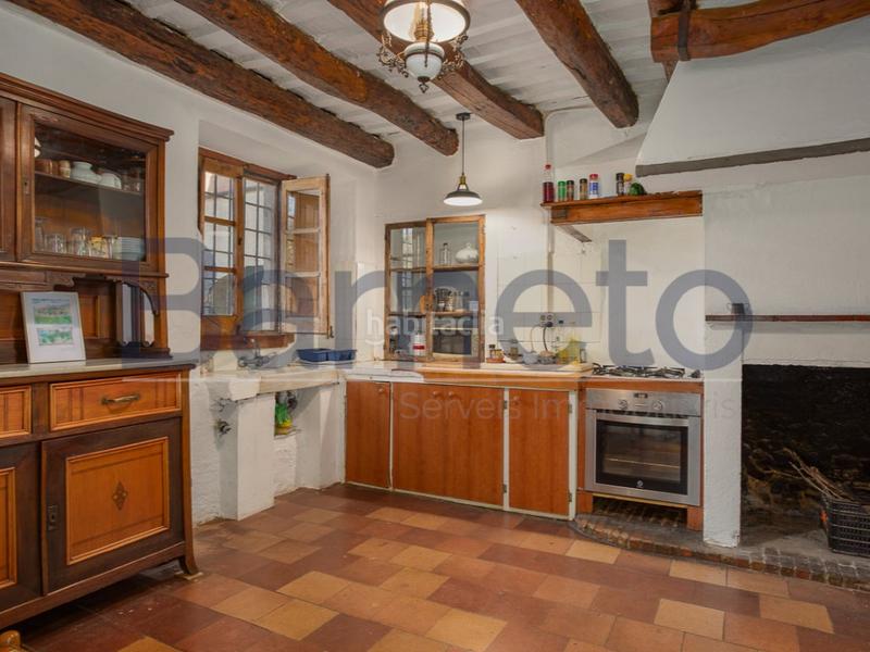 Foto d56e7561-aa43-4e22-9044-20567c08b9a0. Masia a Foixà