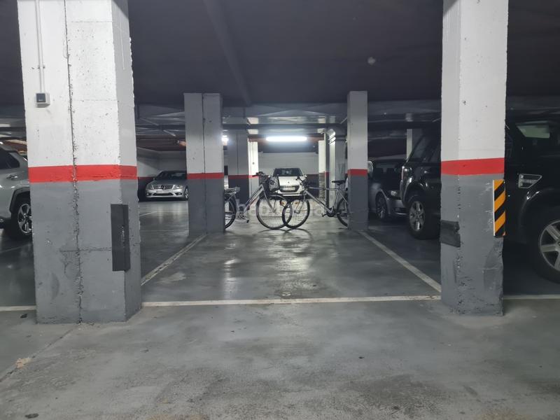 Foto b7ffbb1e-baa0-481b-93c6-481480dc332d. Lloguer aparcament cotxe a La Devesa Girona