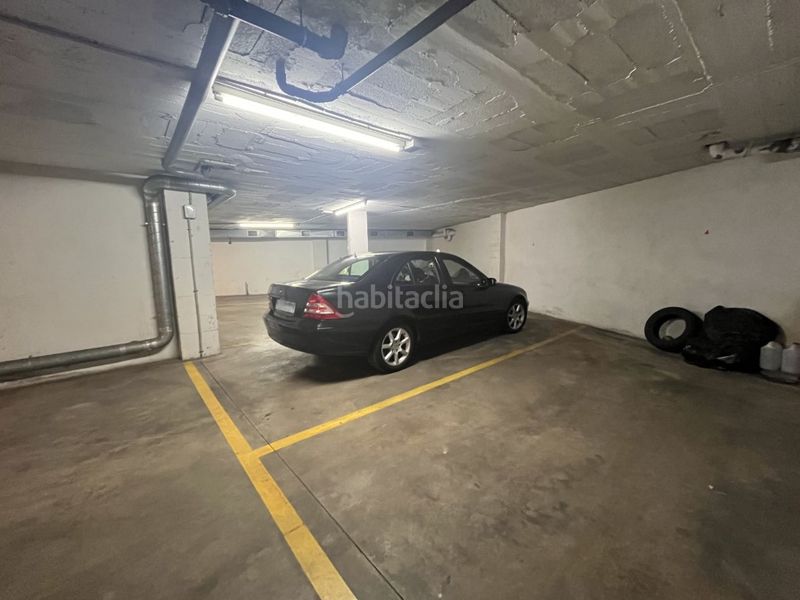 Foto a4951ec4-74af-4d32-b136-ce2c91255af2. Aparcament cotxe a Santa Eugenia Girona