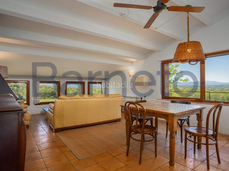 Foto c3d483c9-799d-460c-aa27-45b57f85e243. Masia a Foixà