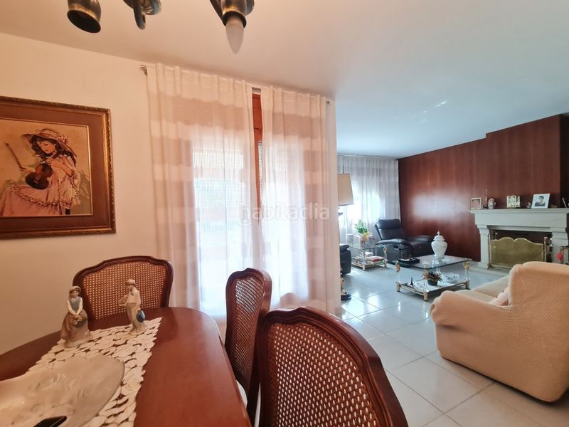 Foto a7d2970a-f9ae-4c3f-bac5-ae452a650604. Casa amb aparcament a Montilivi Girona