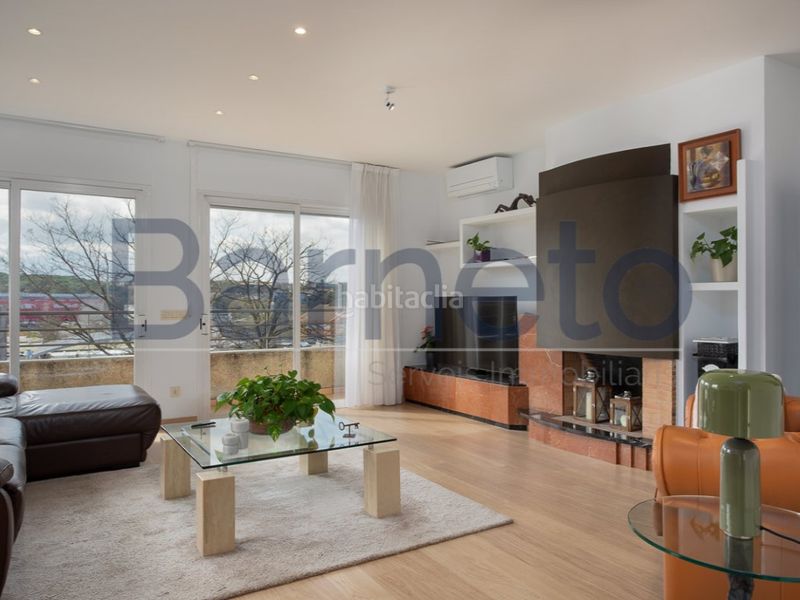 Foto ceb9316a-4407-4ed1-ad39-f161722dbe27. Casa amb aparcament a Montilivi Girona