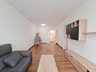 Miete Etagenwohnung in La Devesa. Piso de 2 habitaciones en alquiler en la devesa, una de las zona