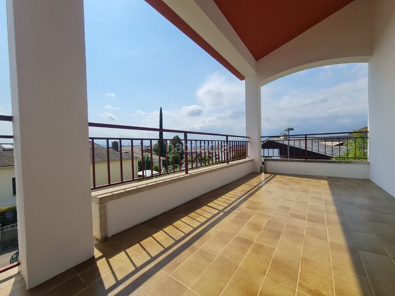 Foto d8fba92e-096e-4a5f-8118-3d5de22c0299. Casa amb aparcament a Montilivi Girona