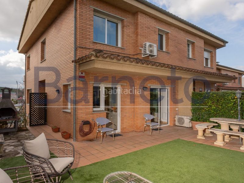 Foto ff11a0b2-5aa7-4762-a975-38bb95ab3eb6. Casa amb aparcament a Montilivi Girona