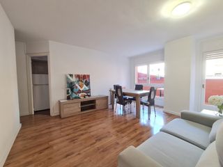 Affitto Appartamento in Eixample Sud-Migdia. Piso en alquiler temporal en girona  eixample sud