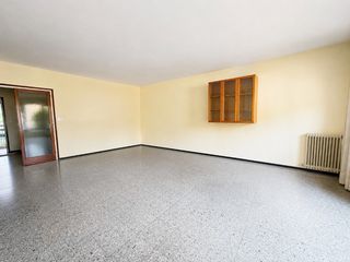 Miete Etagenwohnung in Centre-Barri Vell. Piso céntrico de gran formato en alquiler en girona. ideal estud