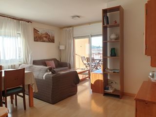 Location Appartement à Eixample Sud-Migdia. Alquiler de vivienda habitual con terraza y plaza de aparcamient
