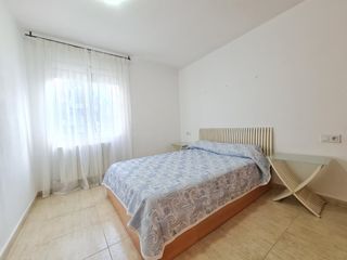 Rent Flat in Sant Narcis. Piso amueblado de una habitación cerca de la devesa y la estació
