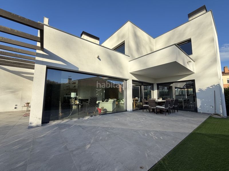 Foto 15b3d263-b744-4ab8-ab44-f5d92c7b03f0. Casa amb aparcament piscina a Cornellà del Terri
