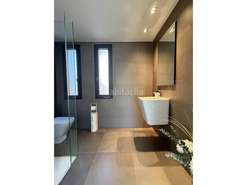 Foto 780c8c1e-994d-4be7-bfb9-aa09b53ade4a. Casa amb aparcament piscina a Cornellà del Terri