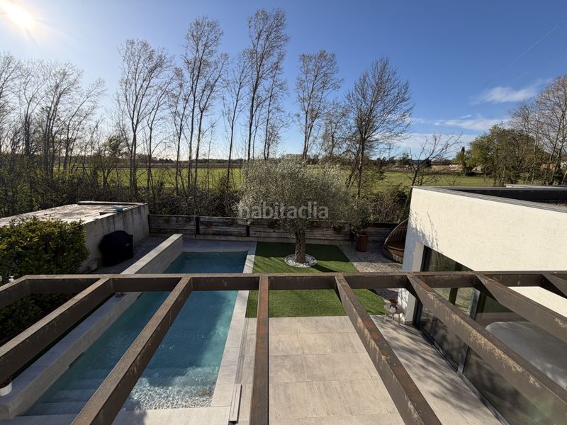 Foto d4ee4d4c-b931-4c60-9bb6-d505da7947bc. Casa amb aparcament piscina a Cornellà del Terri