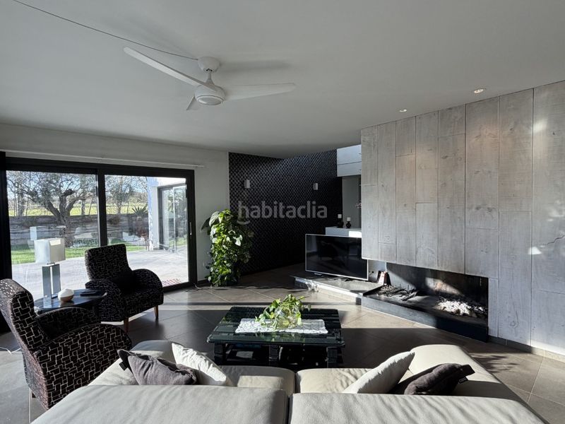 Foto e4217606-4897-4fd6-abbe-b947e484c681. Casa amb aparcament piscina a Cornellà del Terri