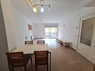 Alquiler Piso en La Devesa. Piso luminoso de dos habitaciones en la devesa de girona