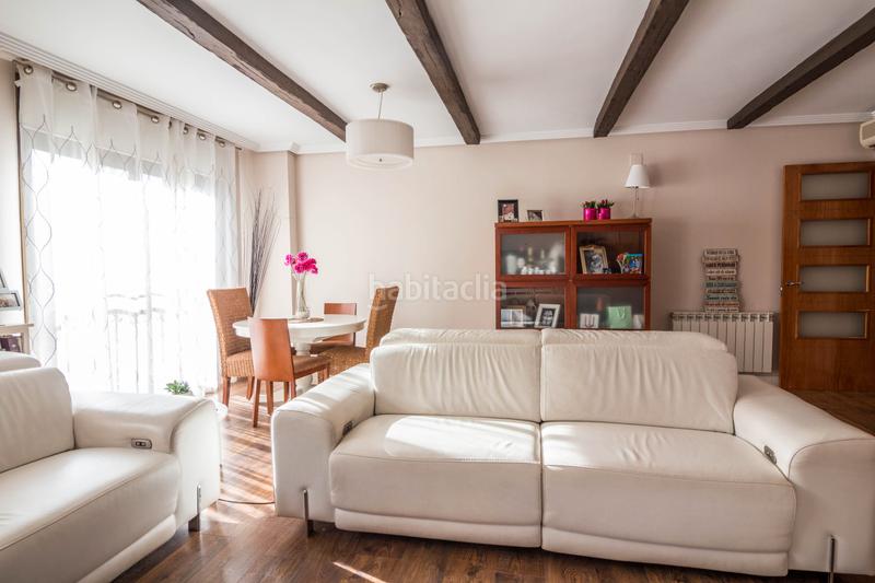 Foto 4527f828-a9da-43af-94de-8b4ff33cd2e8. Àtic a carrer del mas calvo 29 a Vila-seca poble Vila-seca