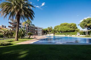 Penthouse in Avinguda de la diputació 41. Apartamento en el recinto residencial sol cambrils park