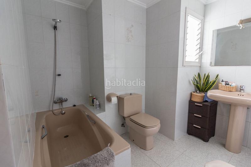 Foto 3e06b1d5-e82f-45b1-8a73-382d340e4774. Casa adosada casa con 2 dormitorios y jardín privado en Cambrils