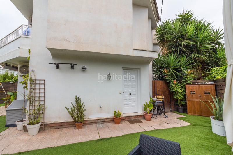 Foto 4aa13b09-e673-4b01-bba2-ed78943f3fb4. Casa adosada casa con 2 dormitorios y jardín privado en Cambrils