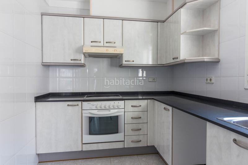 Foto 1b70ea77-3363-4b8b-be4d-971a3d4c9178. Piso en avinguda del baix camp 22 piso céntrico con 3 dormitorios en Cambrils