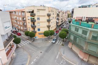 Pis  Carrer general prim. Ideal para inversores: piso con 2 dormitorios (3º sin ascensor)